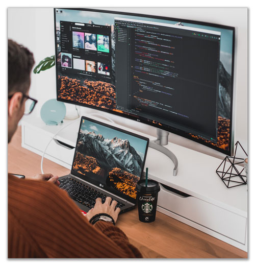 Software-Entwicklung Software-Entwicklung